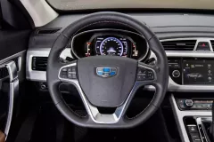 geely-atlas-1-rul-i-panel-priborov