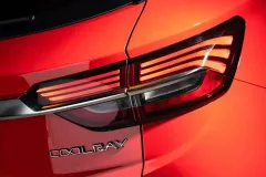 geely-coolray-i-do-obnovleniya-15