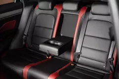 geely-coolray-i-do-obnovleniya-18