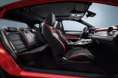 geely-coolray-i-do-obnovleniya-19