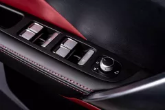 geely-coolray-i-do-obnovleniya-6