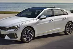 kia-k5-2024-zerkalo