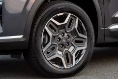 hyundai-santa-fe-4-rest-6
