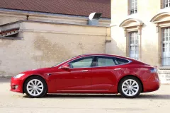 tesla-model-s-2016-2021-15
