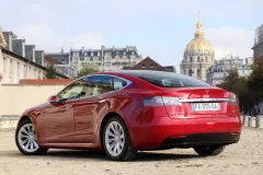 tesla-model-s-2016-2021-3