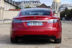 tesla-model-s-2016-2021-7